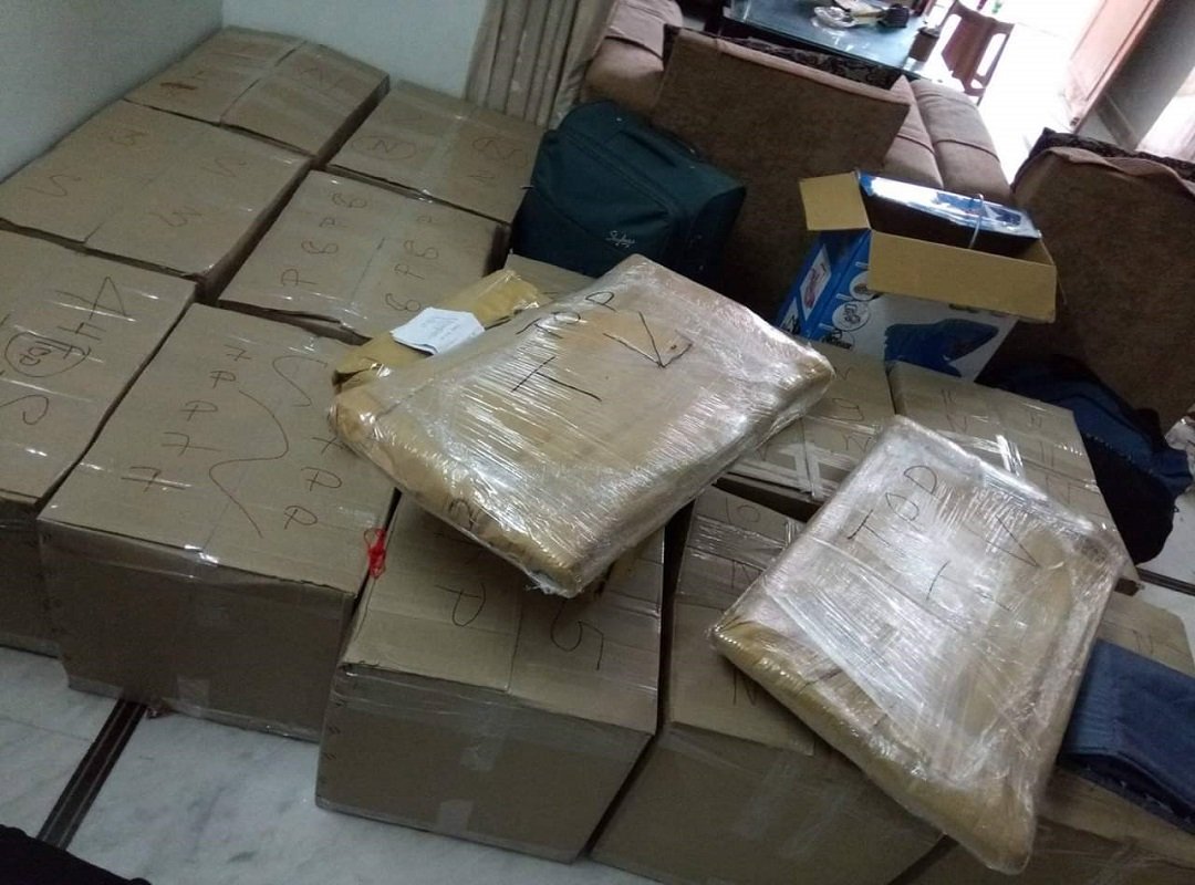 Kitchenware and appliance packing